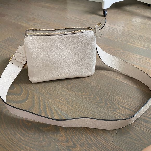Burberry Plaid Crossbody Bag - Picture 4 of 5